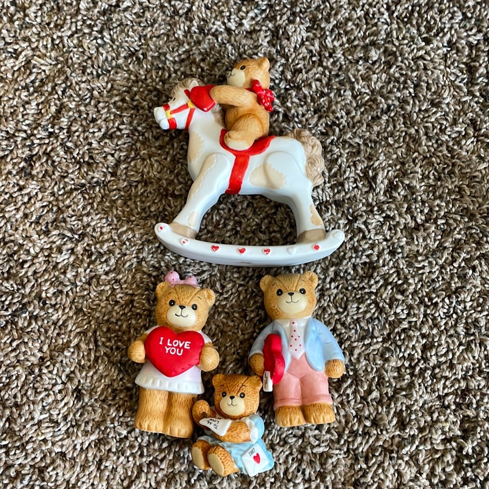 Valentine collection. Lucy and Me bears